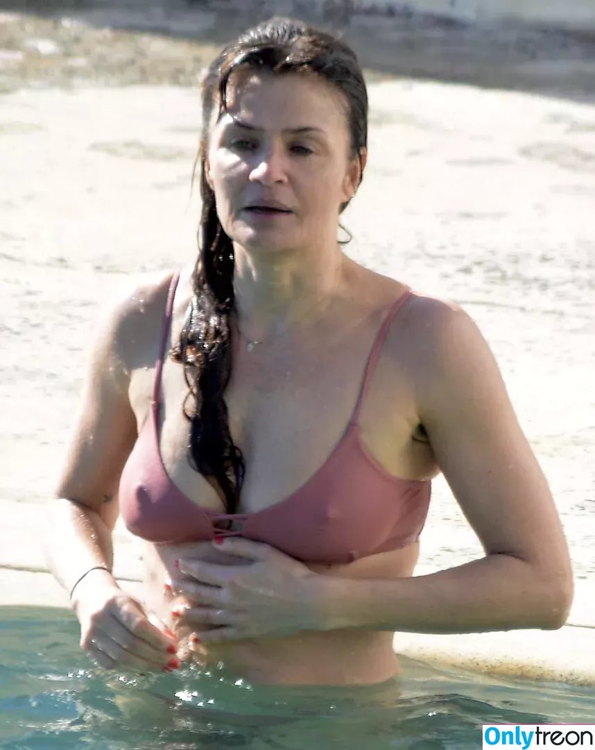 Helena Christensen nude photo #0076 (helenachristensen)