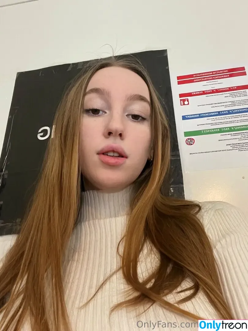 helencore голая photo #0067 (helencore)