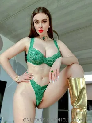 helladomina / norde_ / usefanreviews фото голая #0229