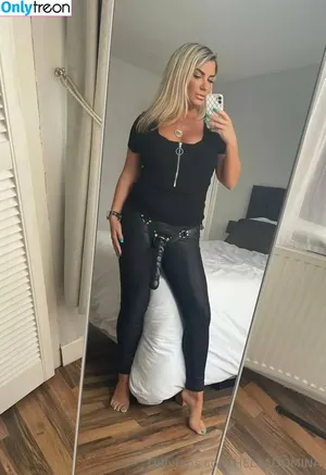 helladomina / norde_ / usefanreviews nude photo #0814