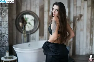 Hellga / hellcat915 / hellga_ignatovich nude photo #0014
