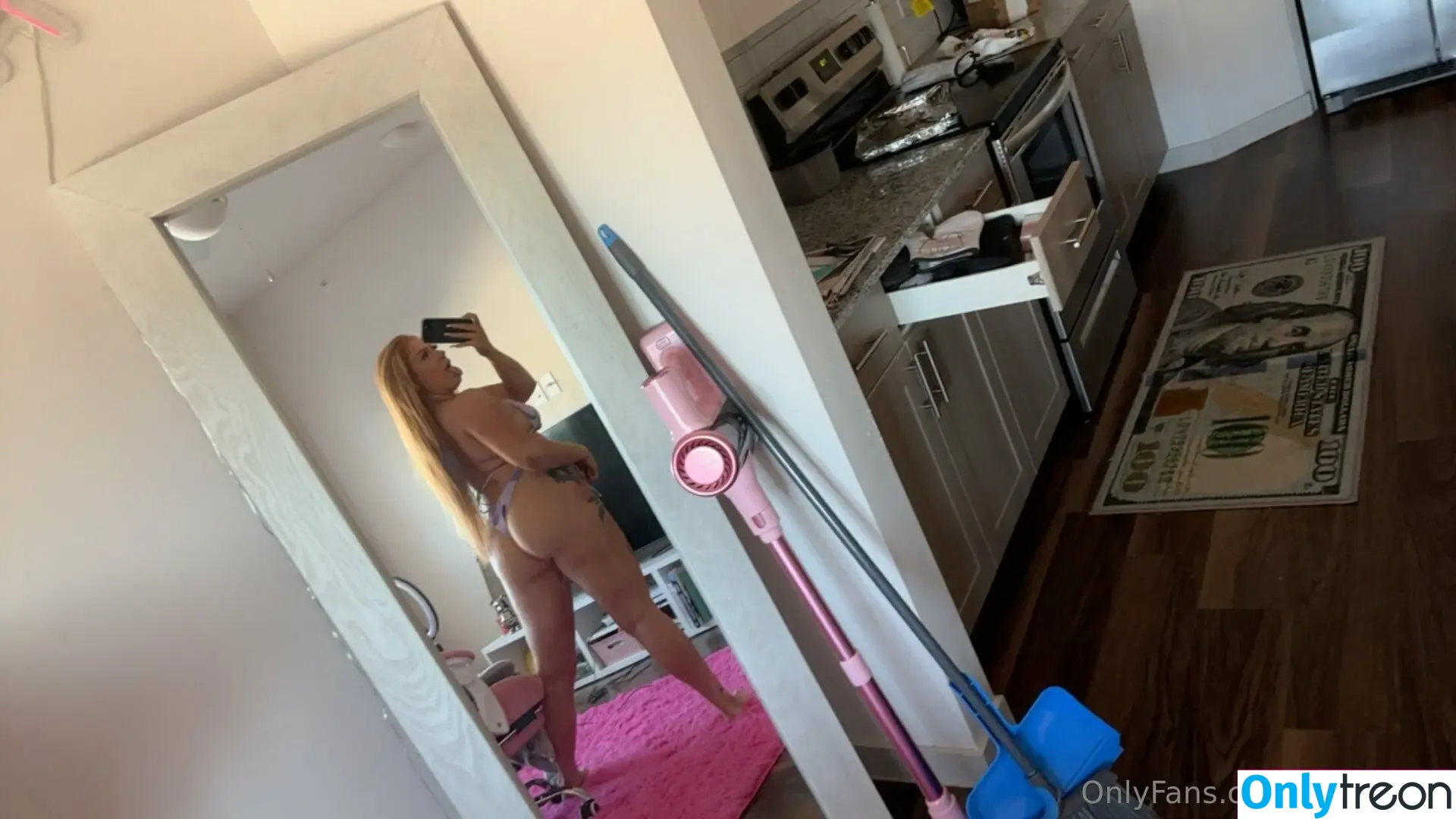 heluvscar nude photo #0083 (heluvscar)