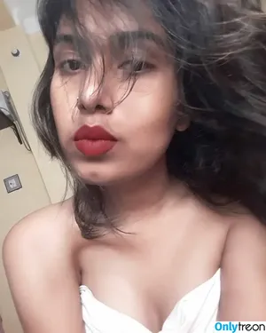 Hemoshree Bhadra / selena.bb22 / selenabb22 фото голая #0033