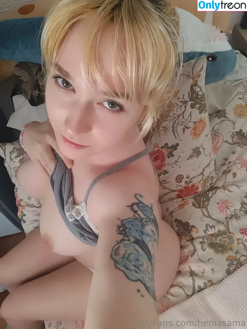 Heniasama nude photo #0163 (Heniasama)