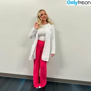 henleyyyy / henleyapps_ / heynellyy nude photo #0007