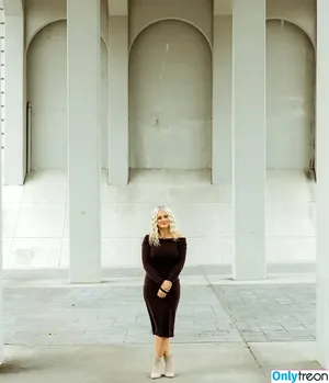 henleyyyy / henleyapps_ / heynellyy nude photo #0035