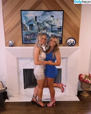 henleyyyy / henleyapps_ / heynellyy nude photo #0055