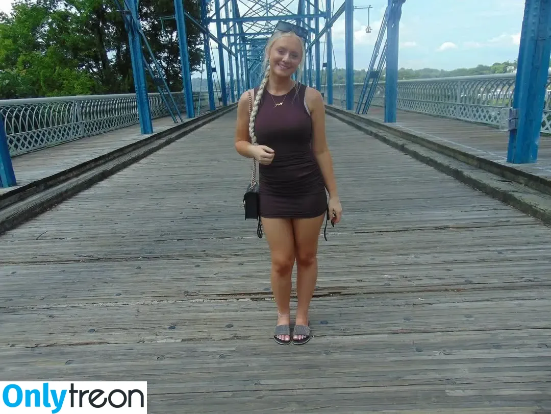 henleyyyy nude photo #0062 (henleyapps_ / heynellyy)