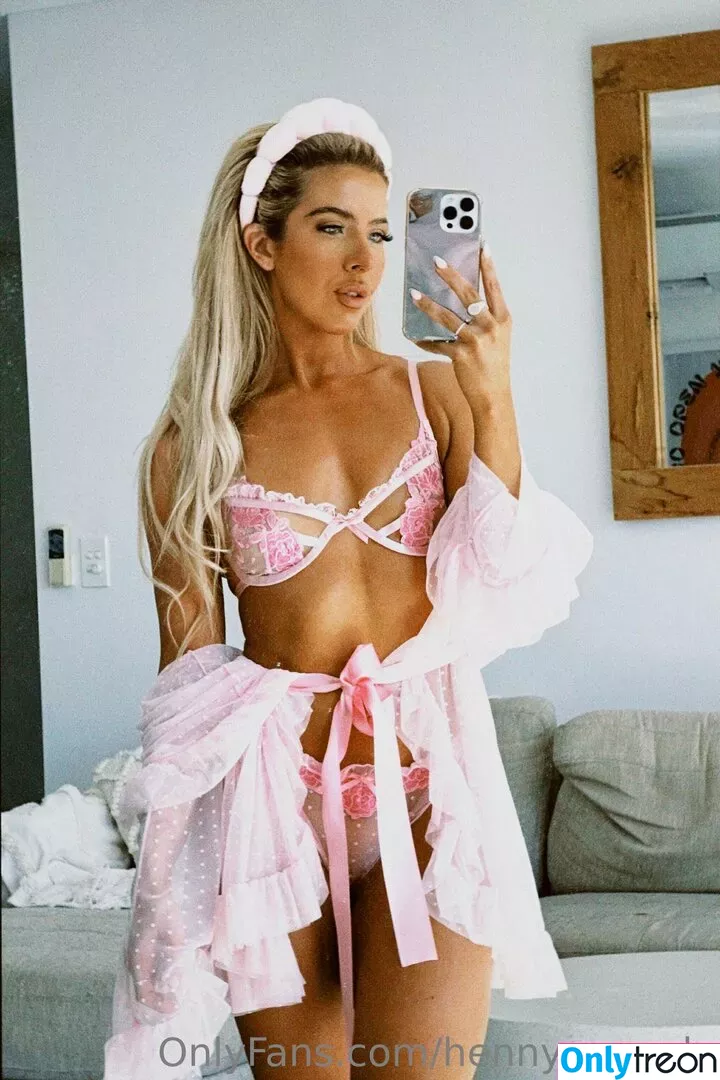 henny_moody голая photo #0003 (henny_moody)