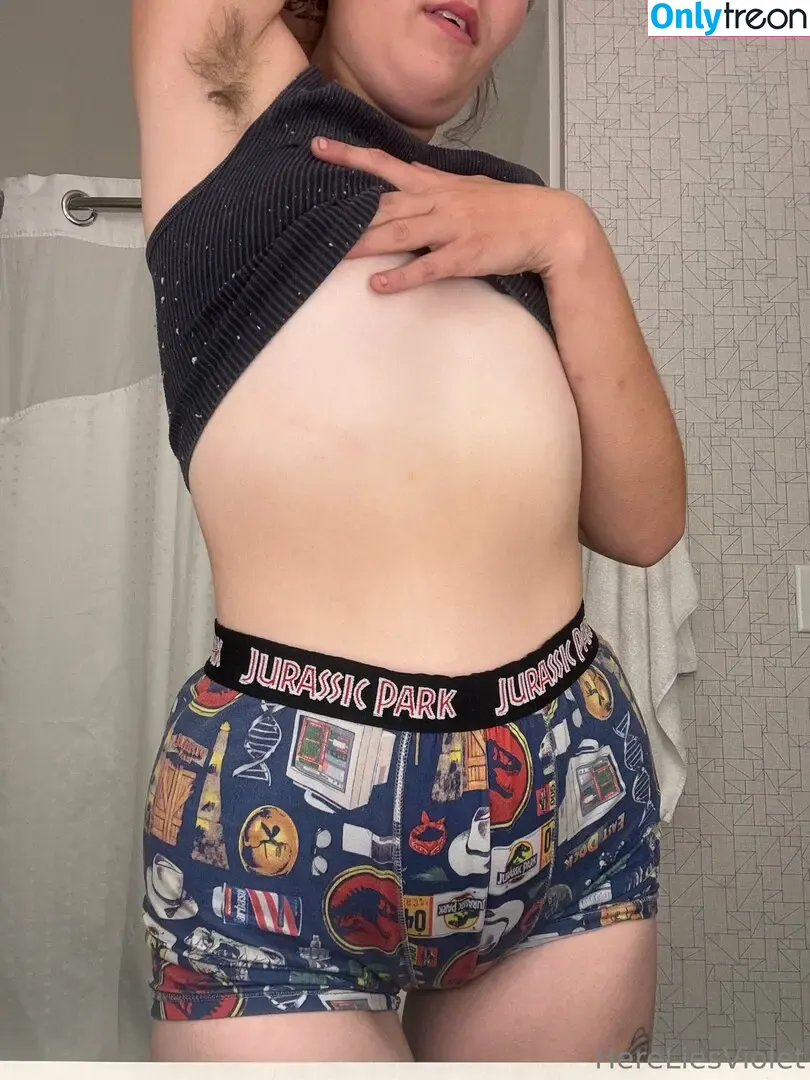 hereliesviolet nude photo #0110 (hereliesviolet)