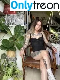 hernamewasloneliness nude photo #0010 (pineapplereap3r)