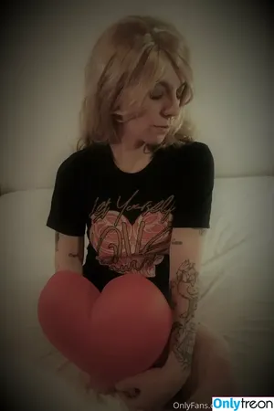 hexxxkitten / thehexkitten nude photo #0011