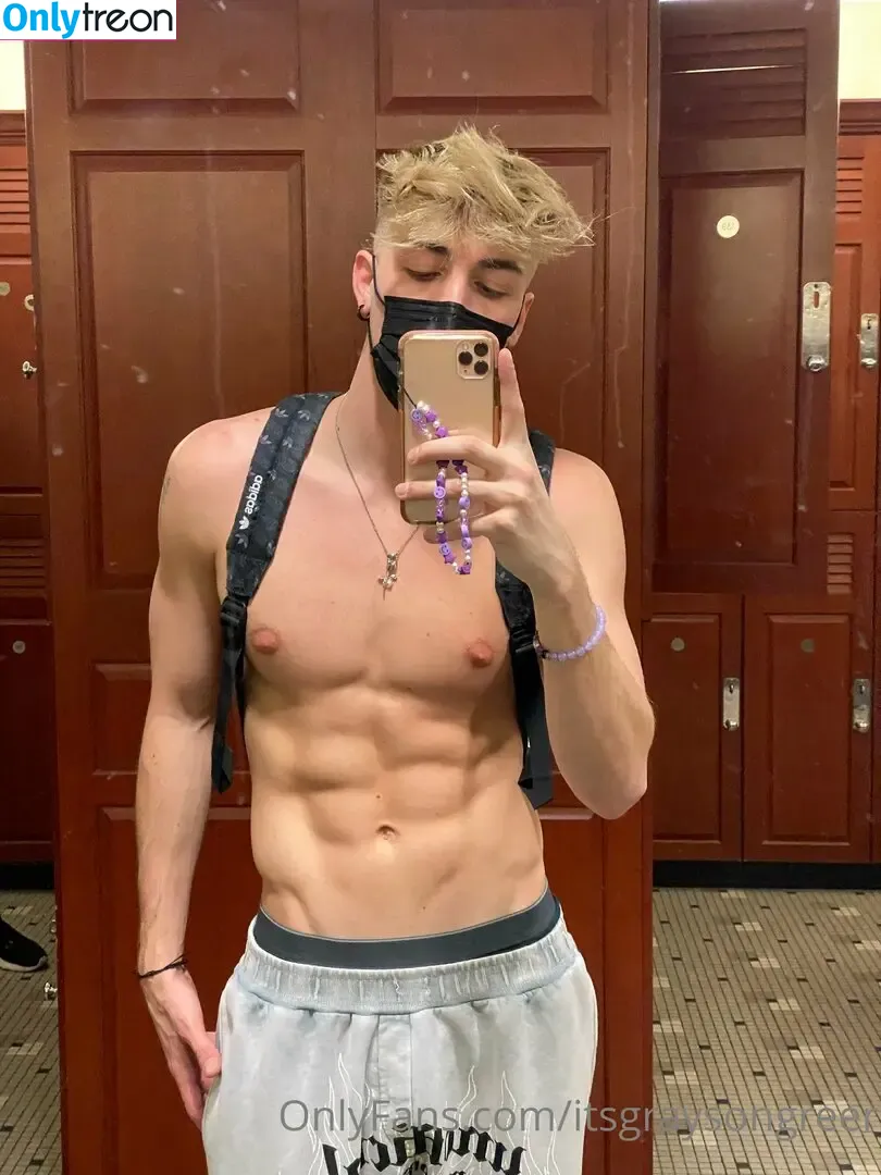 hey.itsgrayson nude photo #0006 (heyyitsgrey)