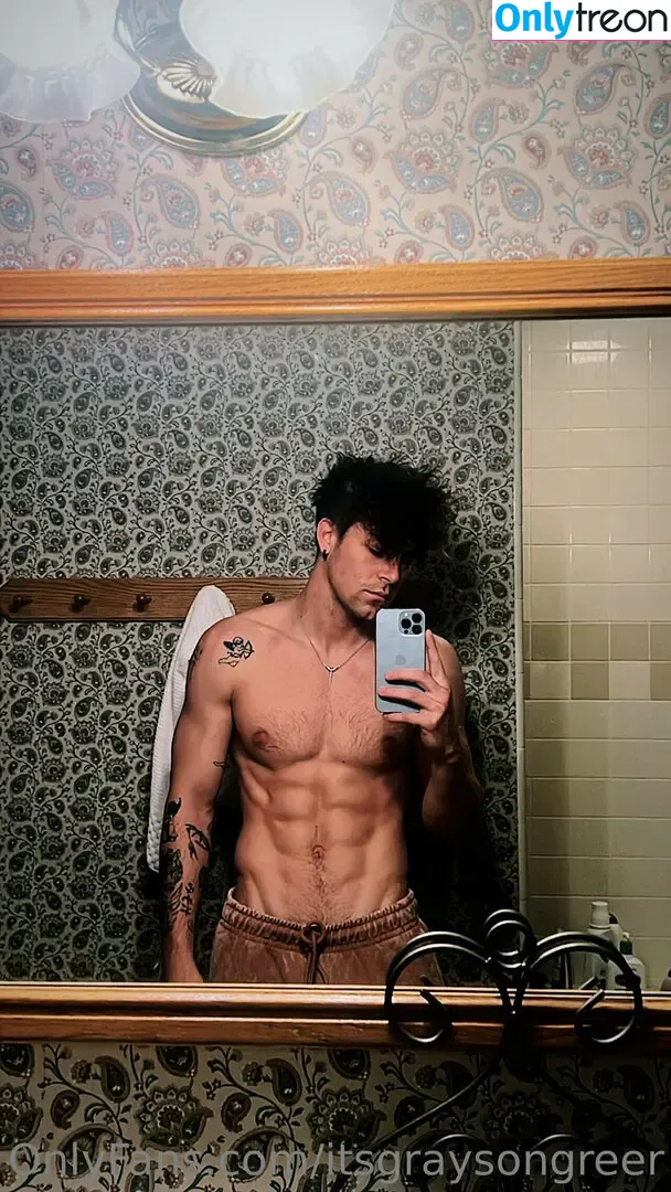 hey.itsgrayson nude photo #0017 (heyyitsgrey)