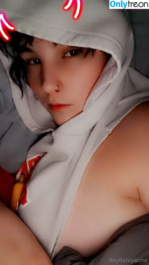heyitsivyanne nude photo #0034 (heyitsivettee)