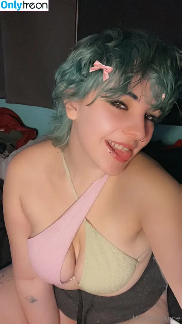 heyitsivyanne nude photo #0046 (heyitsivettee)