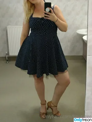 heyitszee / heyitszee.kd_ nude photo #0015