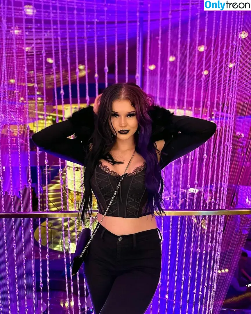 heyitzviolet голая photo #0004 (heyitzviolet_ / heyitzvioletttt)