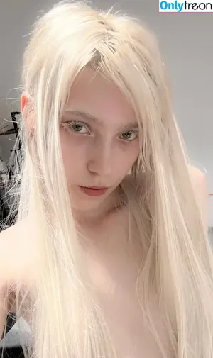 heykrls / heykris nude photo #0008