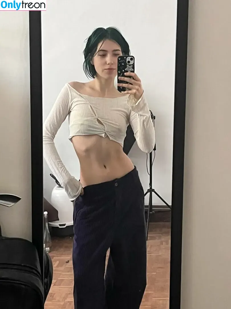 heykrls nude photo #0030 (heykris)