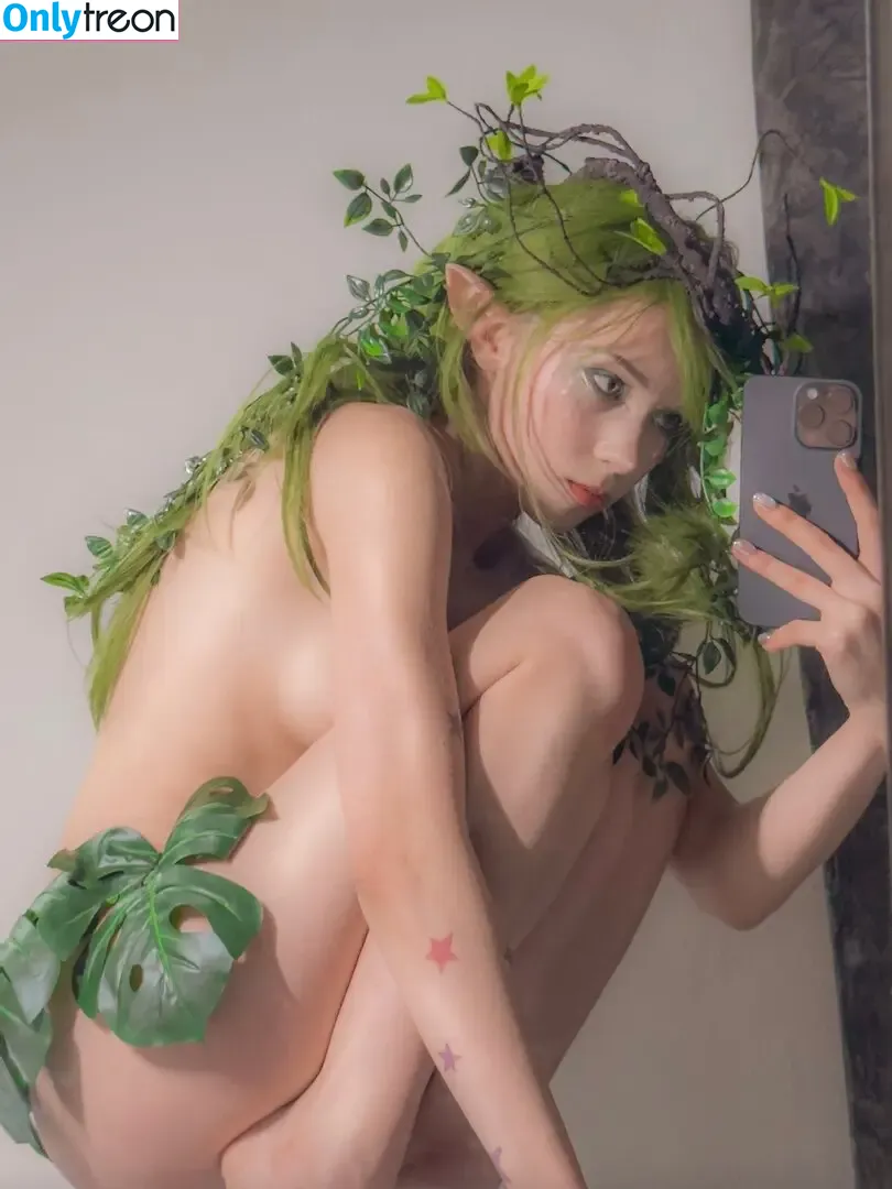 heykrls nude photo #0063 (heykris)