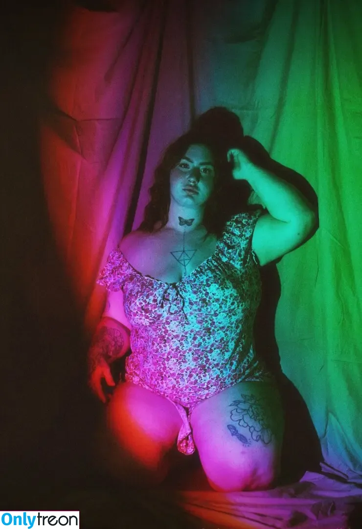 heymegwilde nude photo #0037 (heymegwilde)