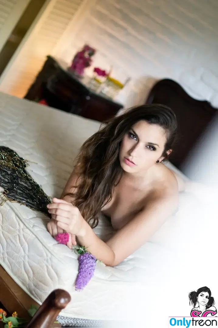 Hezza SG nude photo #0029 (Hezza SG)