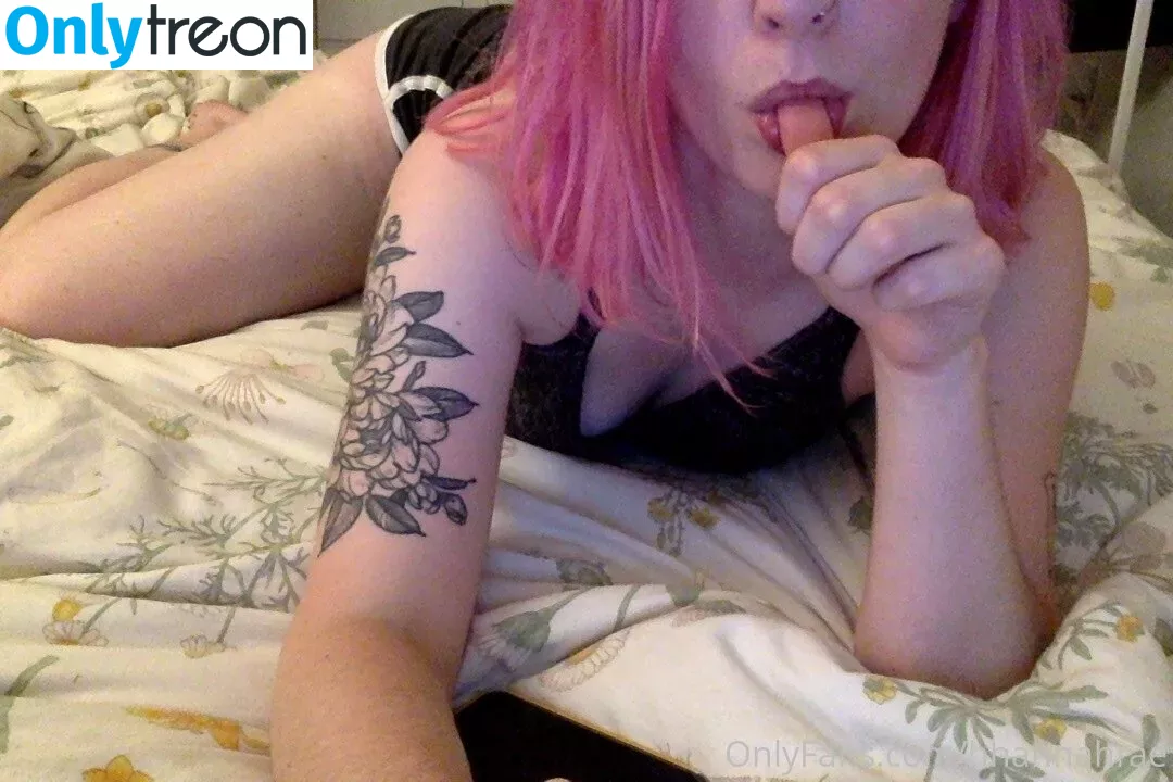 hhannahraee nude photo #0046 (hhannahraee)