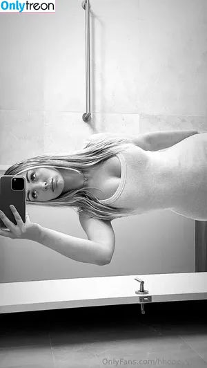 hhopeyyfree / _hhopey nude photo #0011