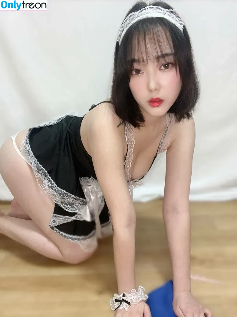 hia.s2 nude photo #0016 (Hia 히아)