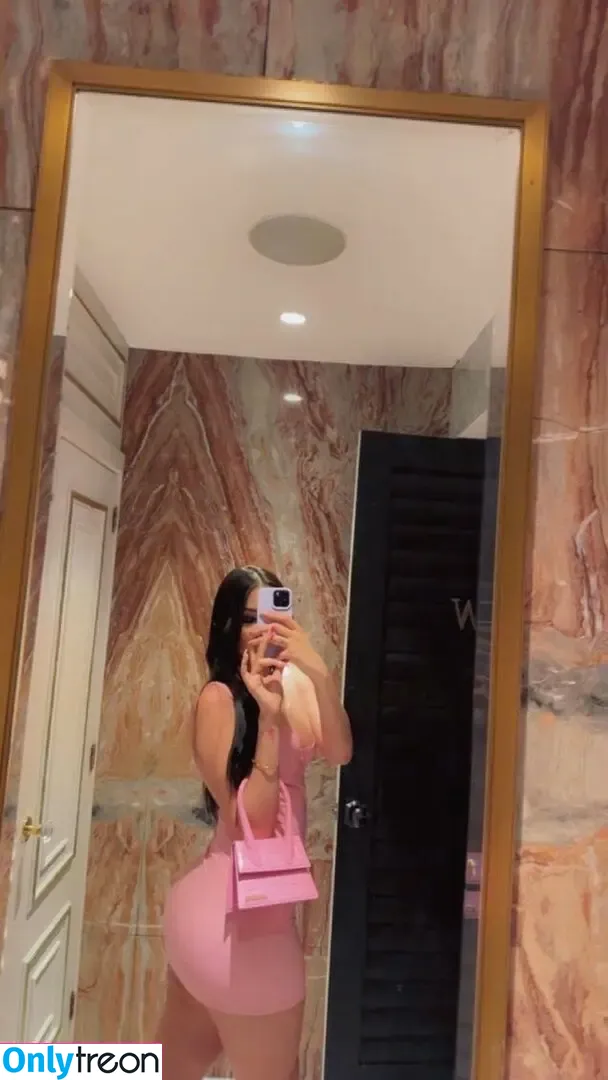 highkeymami nude photo #0001 (Highmamii / highkey.mami)
