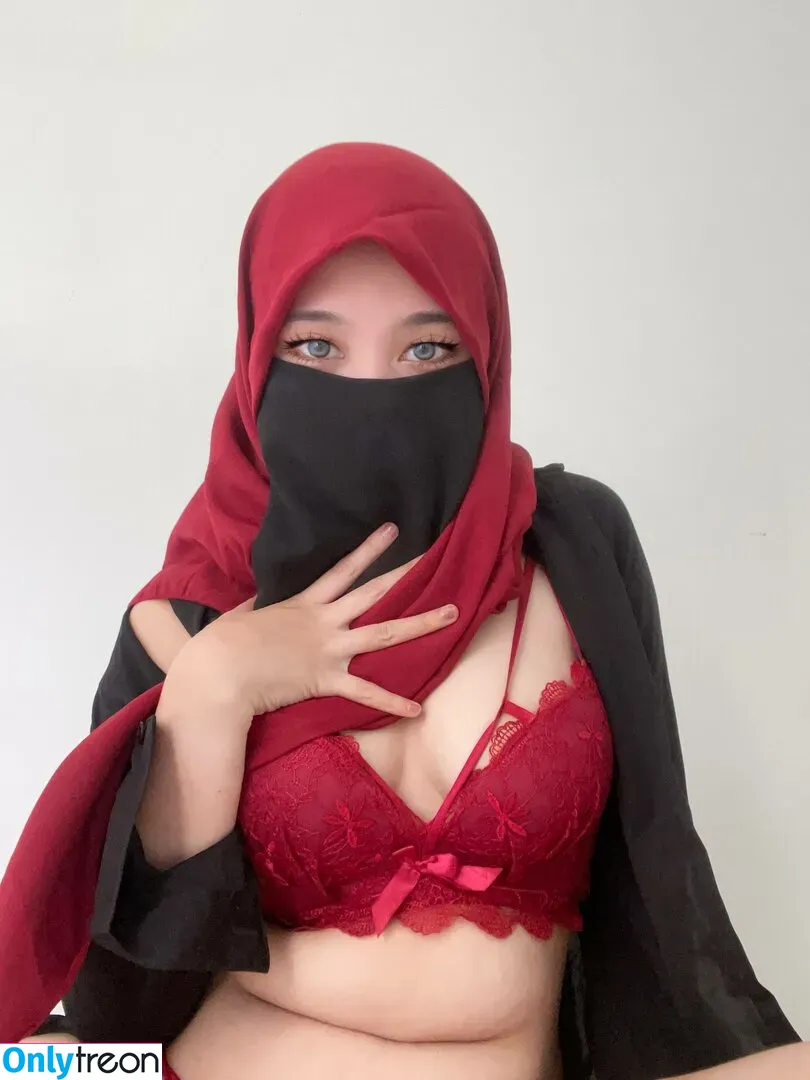 Hijab Camilla nude photo #0014 (hijab_camilla / hijabcamilla)