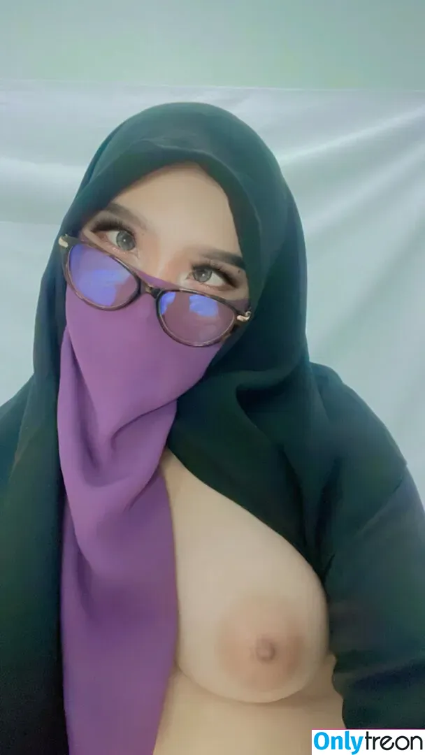 Hijab Camilla nude photo #0074 (hijab_camilla / hijabcamilla)