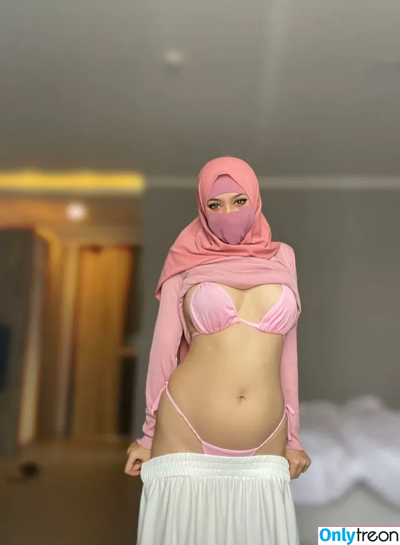 Hijab Camilla nude photo #0150 (hijab_camilla / hijabcamilla)