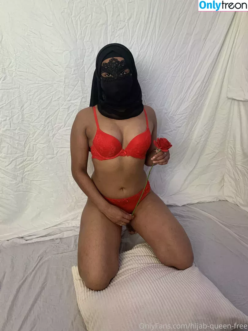 hijab-queen-free nude photo #0010 (hijabqueenofficial)