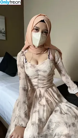 hijabisofiya / hijabisofia nude photo #0026