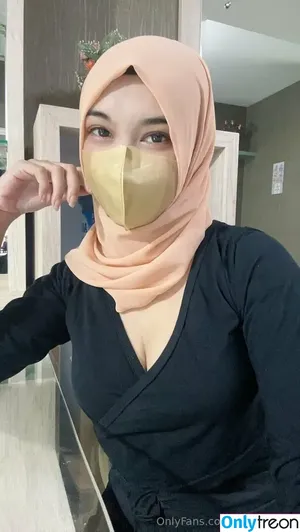 hijabisofiya / hijabisofia nude photo #0030