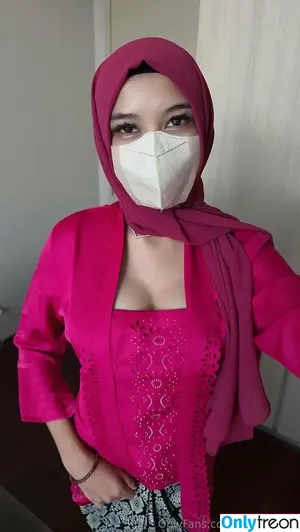 hijabisofiya / hijabisofia nude photo #0078