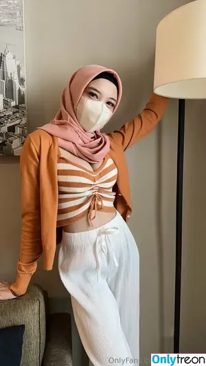 hijabisofiya / hijabisofia nude photo #0080