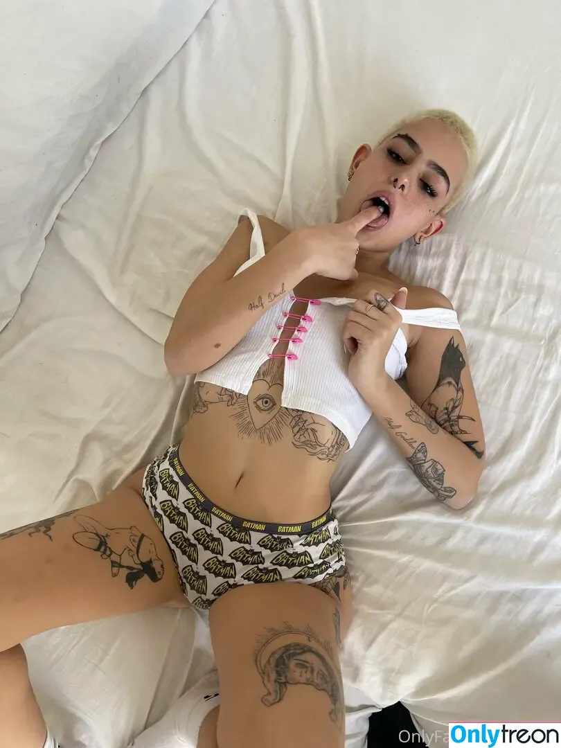 Hila_bby nude photo #0023 (bbyhila / mcmirella)