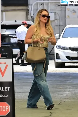 Hilary Duff / hilaryduff / kylanharv фото голая #1312