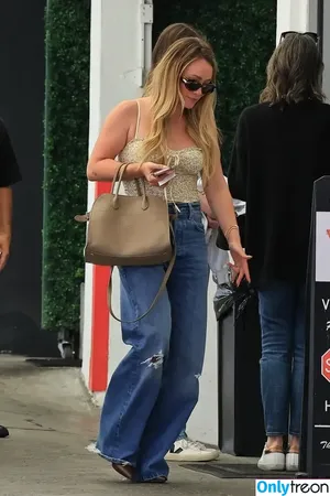 Hilary Duff / hilaryduff / kylanharv фото голая #1317
