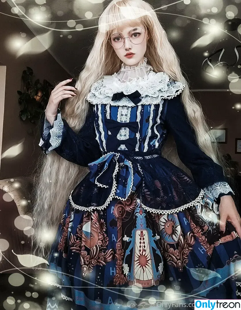 hildegard1 голая photo #0020 (hildegard1)