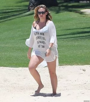 Hillary Duff / hilaryduff nude photo #0356