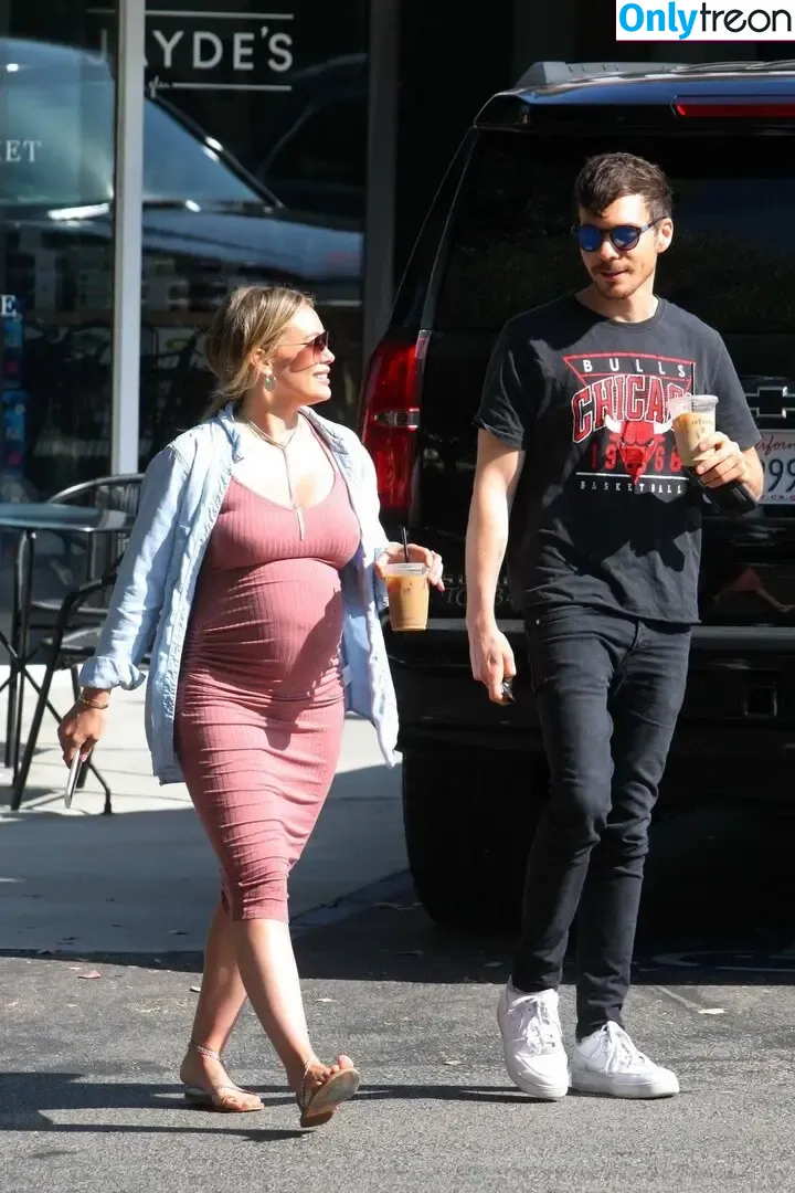 Hillary Duff голая photo #0684 (hilaryduff)