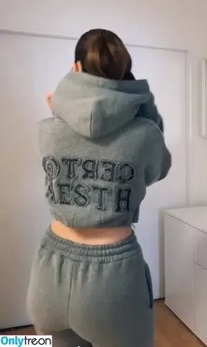  nude photo #0001