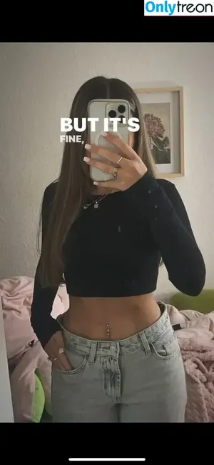  nude photo #0004
