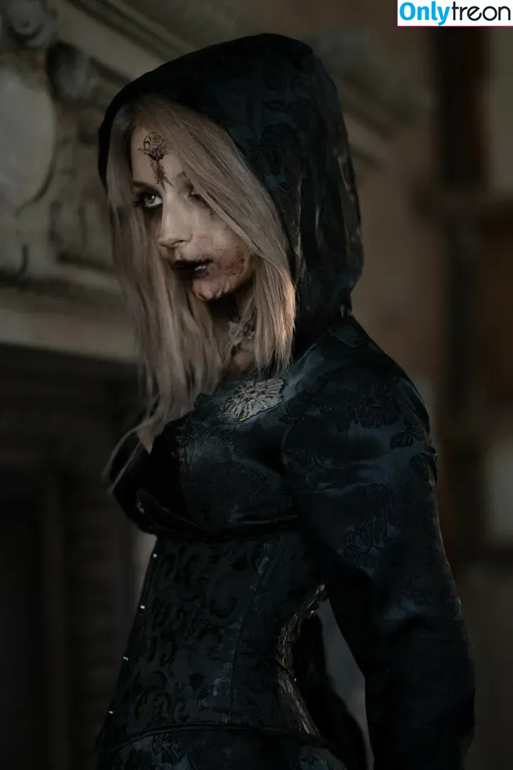 Himeecosplay nude photo #0306 (Himee.lily)