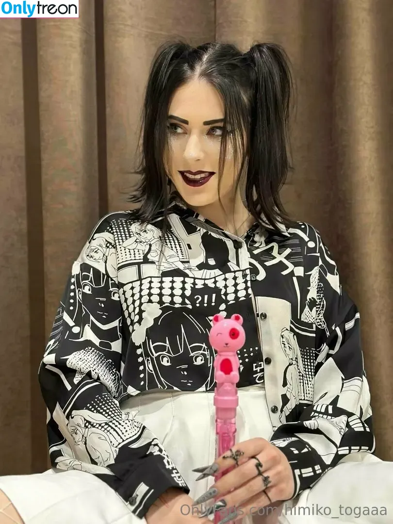 himiko_togaaa nude photo #0053 (toga_psycho.killer)