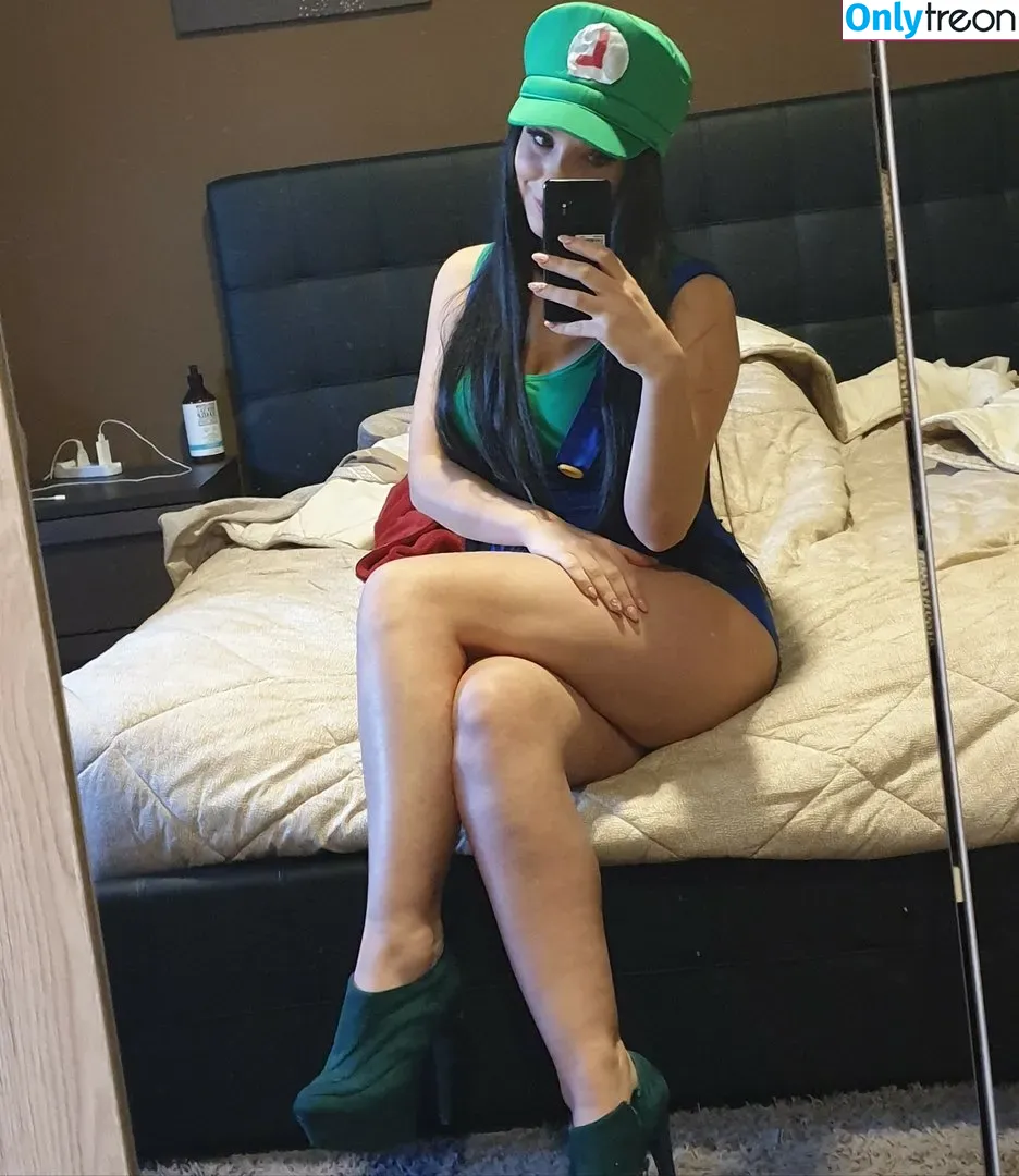 Himorta nude photo #0088 (Himorta)